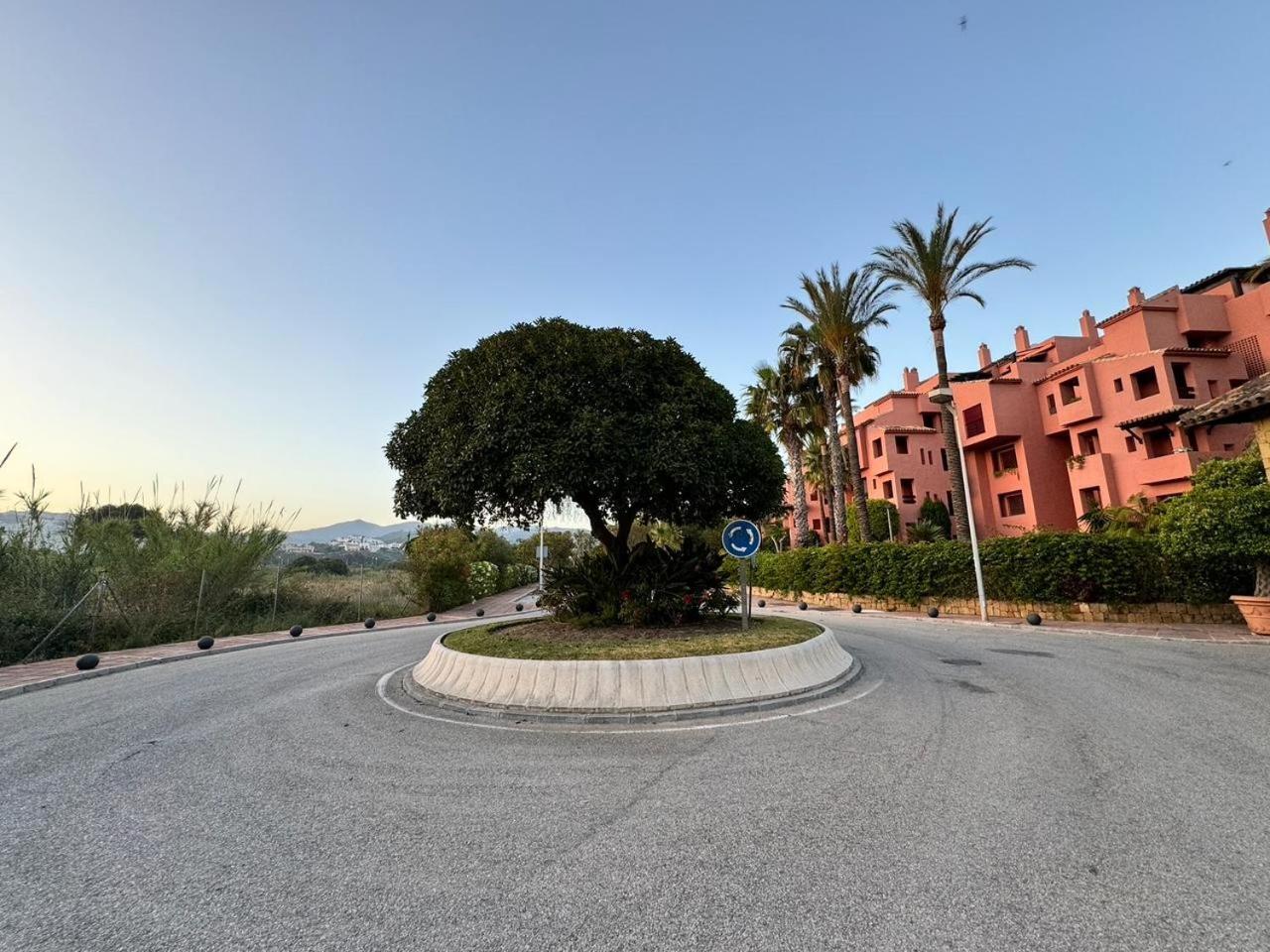 Marbella Bliss 2 Min To Alicate Beach And Pool In Residence Kültér fotó