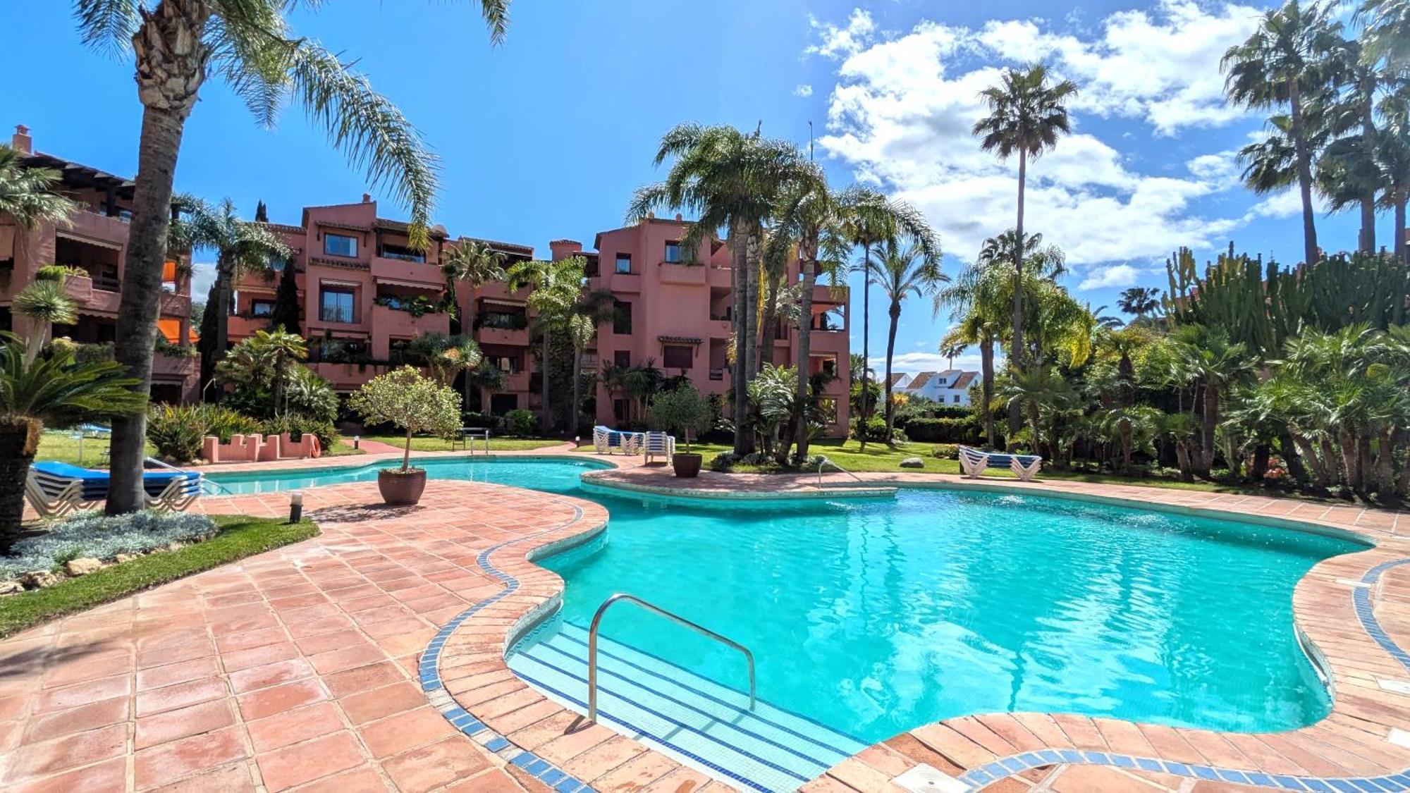 Marbella Bliss 2 Min To Alicate Beach And Pool In Residence Kültér fotó